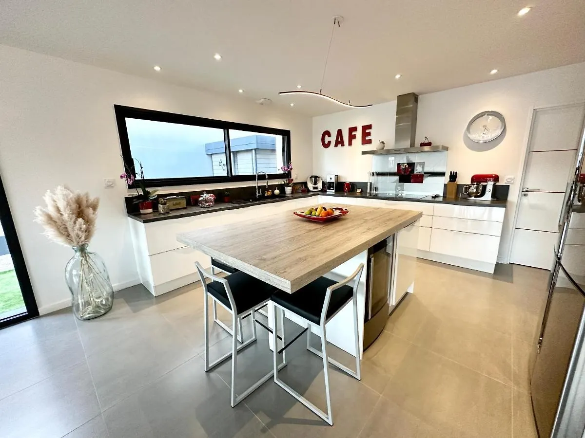Maison D'Architecte Contemporaine - A 5 Min Des Plages Ploemeur