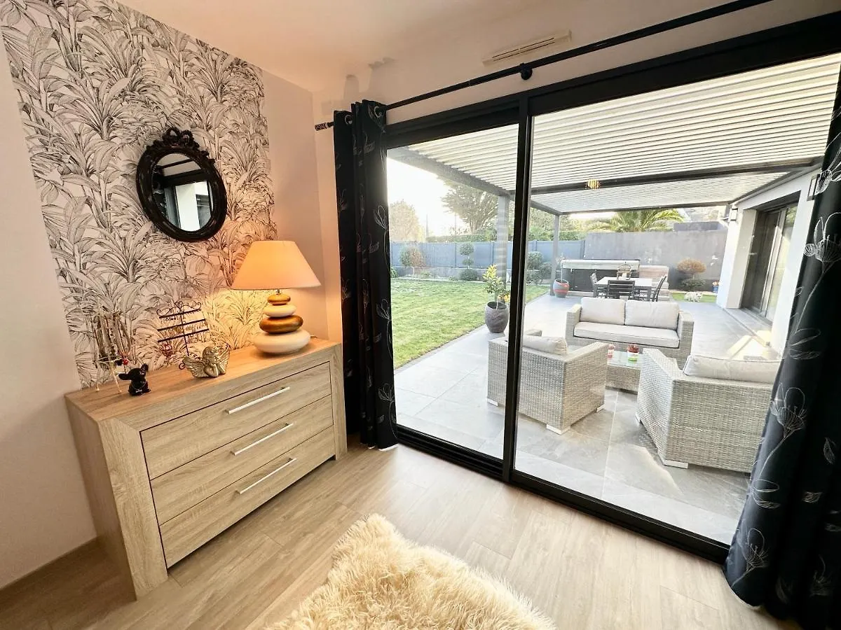 Holiday home Maison D'Architecte Contemporaine - A 5 Min Des Plages Ploemeur