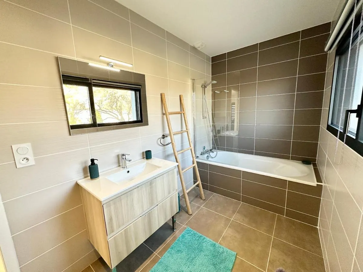 Holiday home Maison D'Architecte Contemporaine - A 5 Min Des Plages Ploemeur